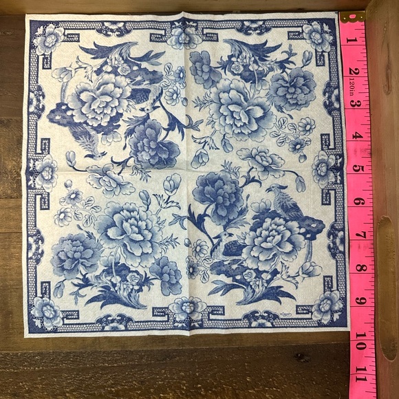 Chinoiserie Blue and White and Christmas Holiday Napkins - Picture 2 of 5